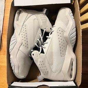 Air Jordan Lift off-Light Bone 7y